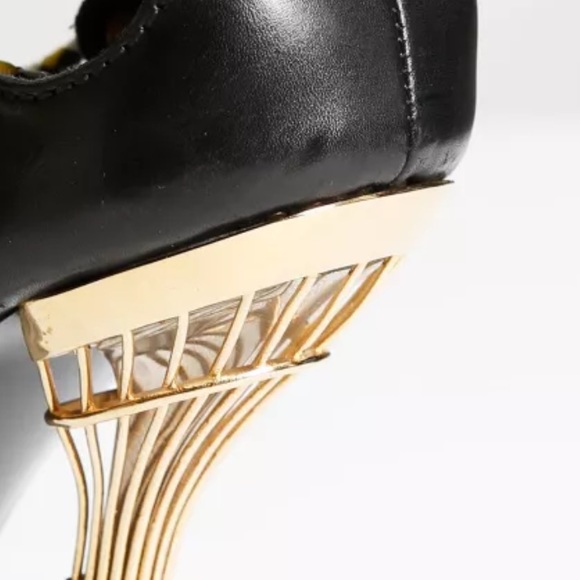 BALENCIAGA ICONIC HEELS - Picture 3 of 6